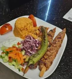 Miran Döner und Pizza