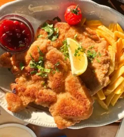 Schloßgaststätte Falkenberg