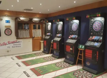 Jolly Roger/P2 Dartpub-Bar-Bistro