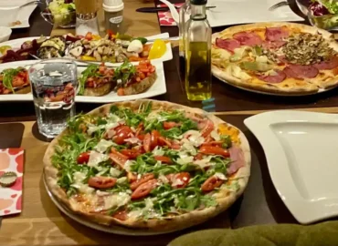 Pizzeria La Piazzetta UG