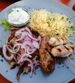 Taverna Tou Bakali Kirchseeon